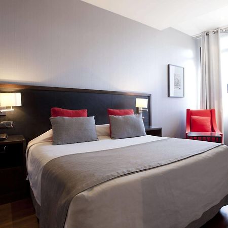 Suites Center Барселона Екстер'єр фото