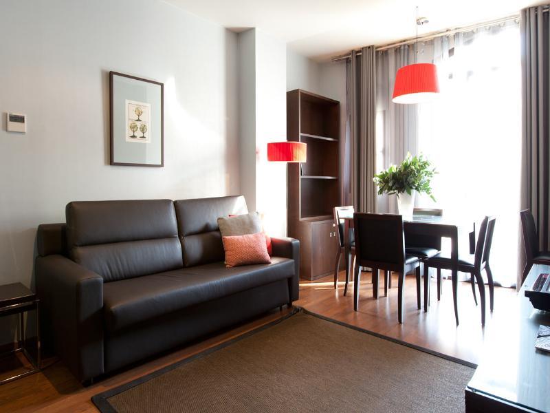 Suites Center Барселона Екстер'єр фото