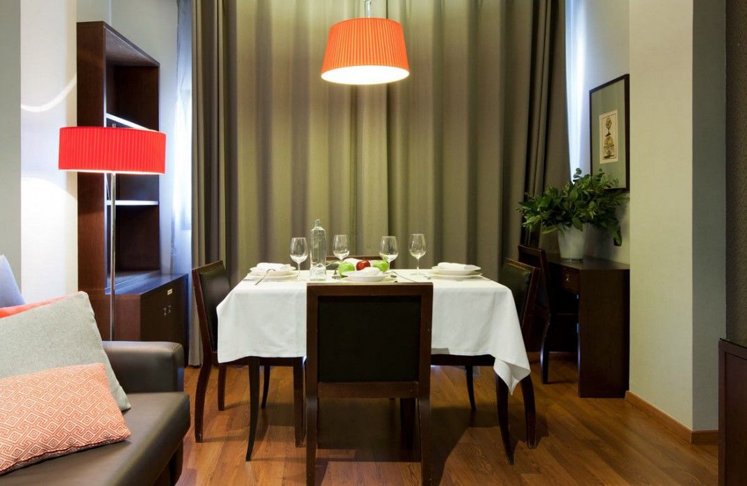 Suites Center Барселона Екстер'єр фото