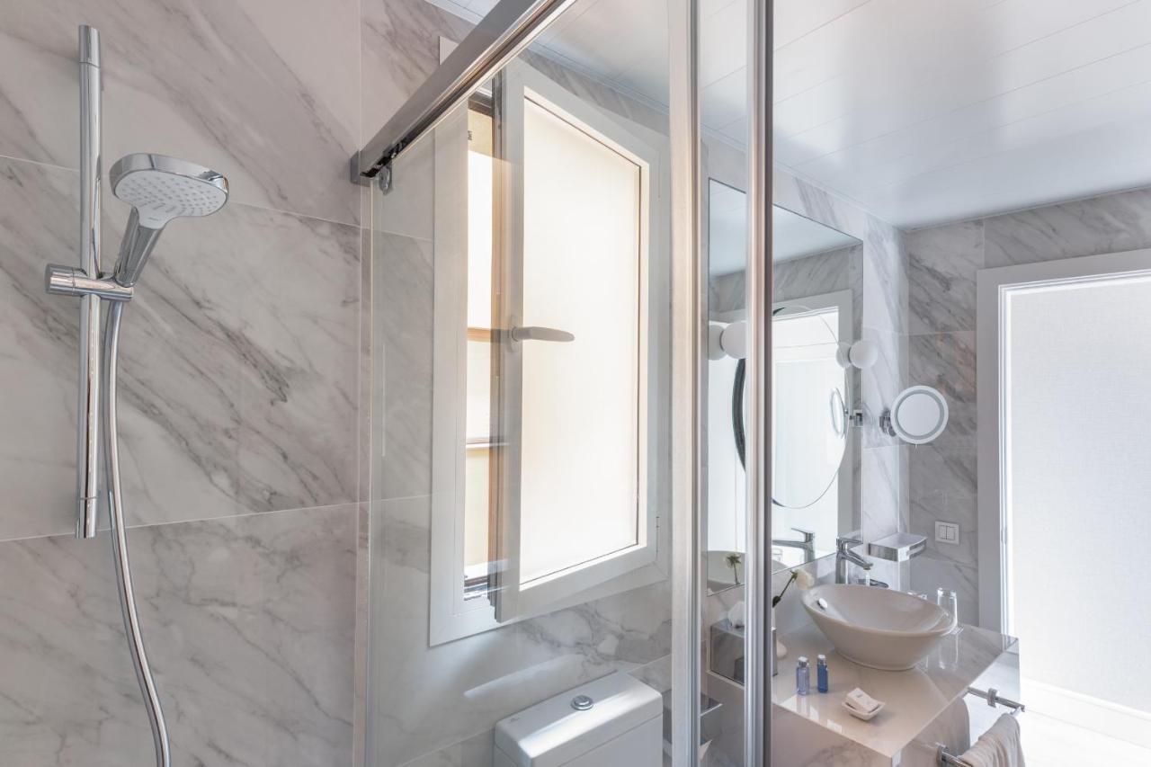 Suites Center Барселона Екстер'єр фото